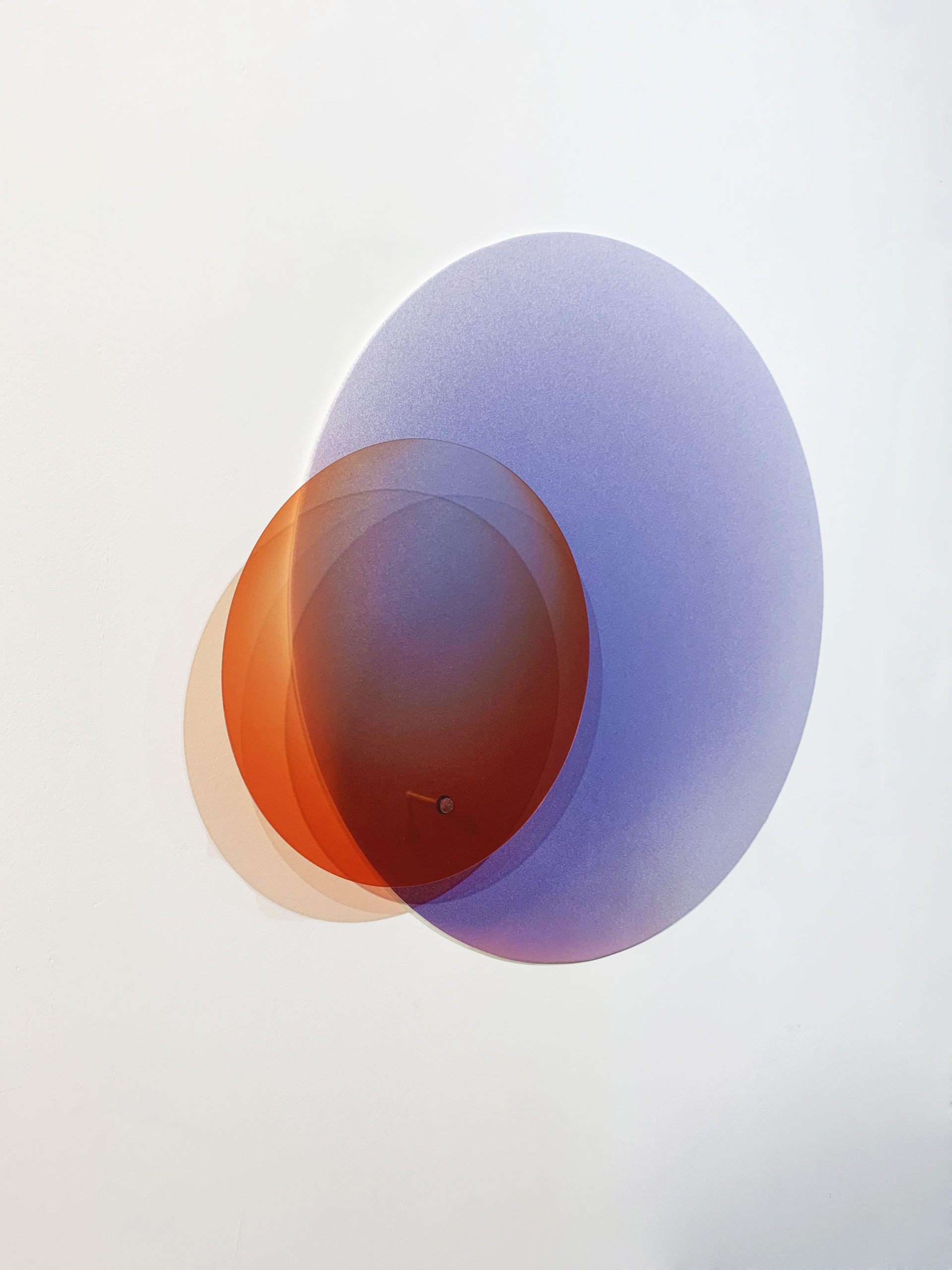 Kolor i światło I, akwatinta, druk cyfrowy, papier, pleksi, 93,7 x 93,7 cm, 2020